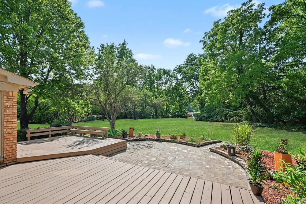 29579 Kings Pointe Court Farmington Hills City, MI 48331