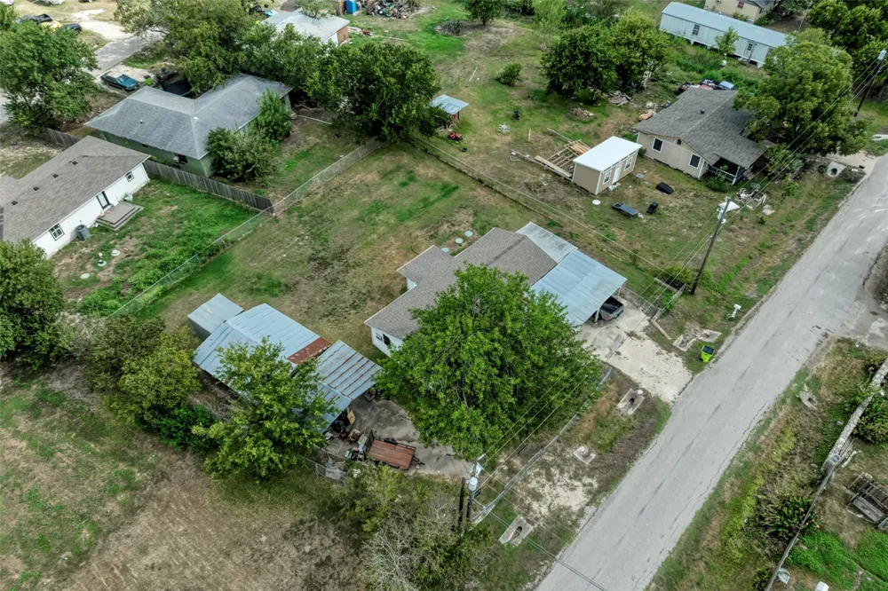 12901 New Katy Lane Manor, TX 78653