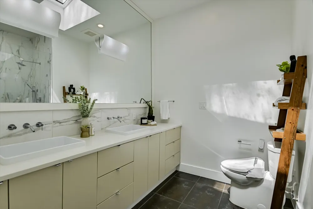 613 W Johanna Street Austin, TX 78704