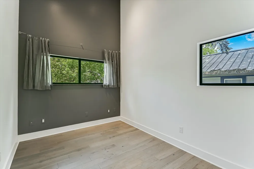 613 W Johanna Street Austin, TX 78704