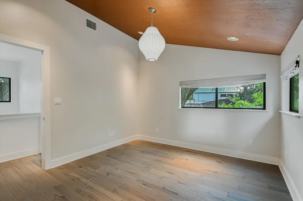 613 W Johanna Street Austin, TX 78704