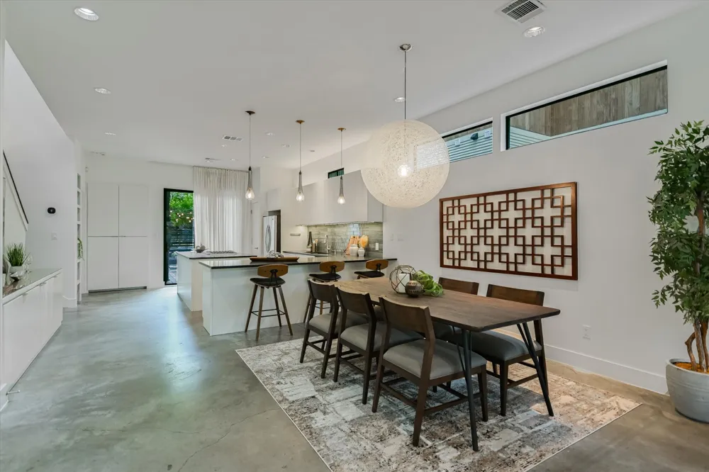613 W Johanna Street Austin, TX 78704