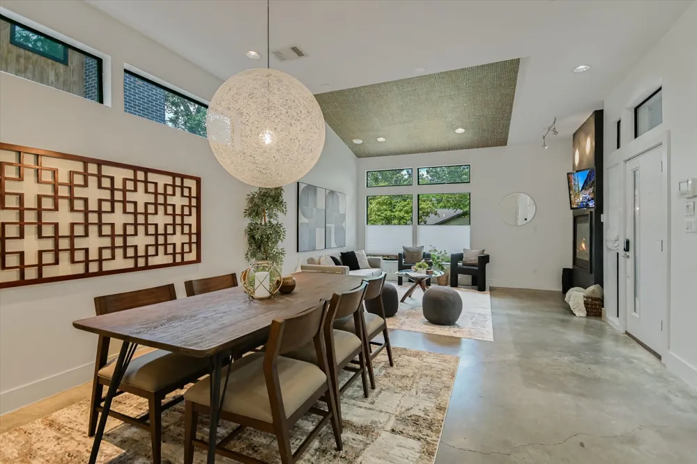 613 W Johanna Street Austin, TX 78704