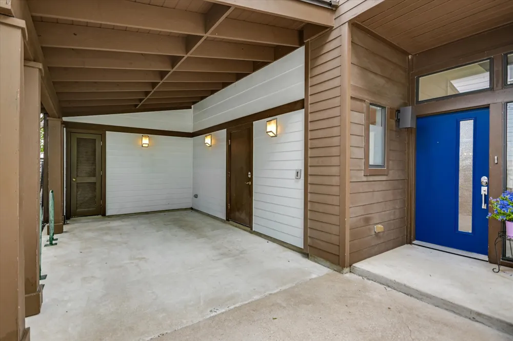 613 W Johanna Street Austin, TX 78704