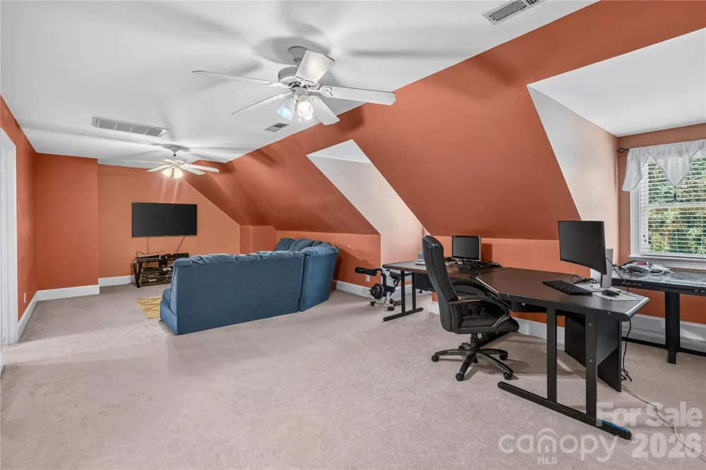 6041 Bluebird Hill Lane Matthews, NC 28104