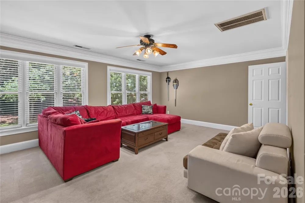 6041 Bluebird Hill Lane Matthews, NC 28104