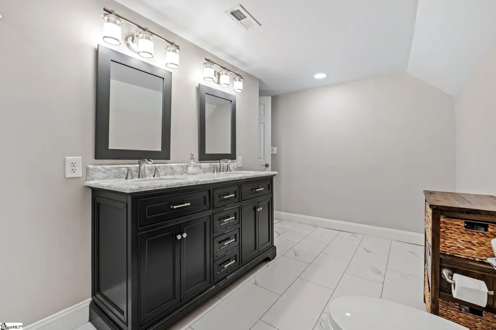 101 Bud Street Greenville, SC 29617