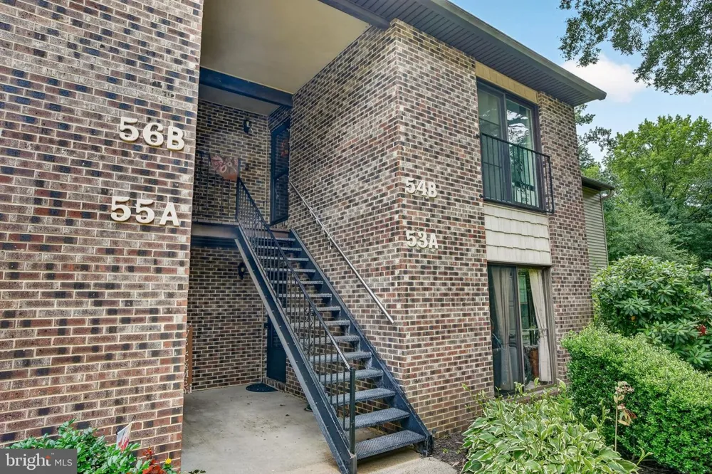 54 W BLUEBELL LANE Mount Laurel, NJ 08054