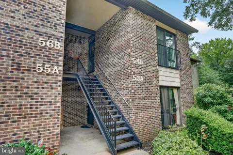54 W BLUEBELL LANE