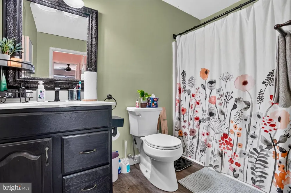 54 W BLUEBELL LANE Mount Laurel, NJ 08054