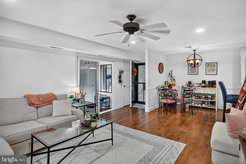 54 W BLUEBELL LANE Mount Laurel, NJ 08054