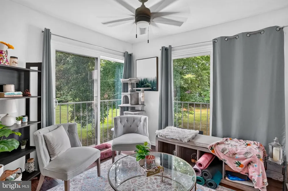 54 W BLUEBELL LANE Mount Laurel, NJ 08054