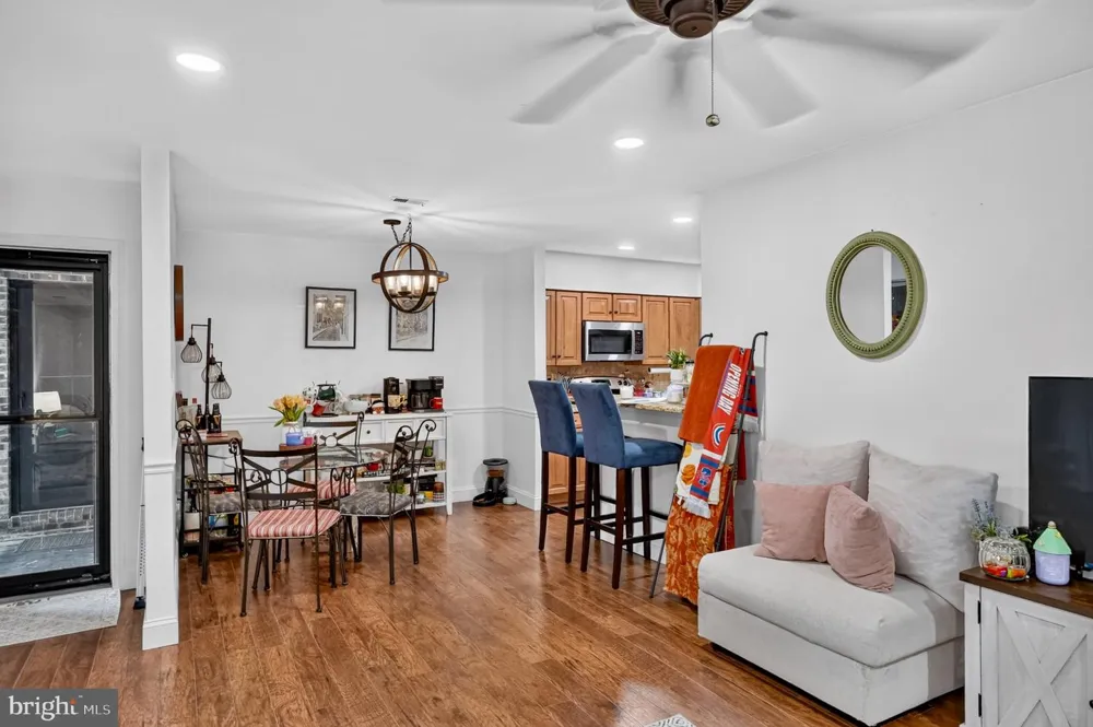 54 W BLUEBELL LANE Mount Laurel, NJ 08054