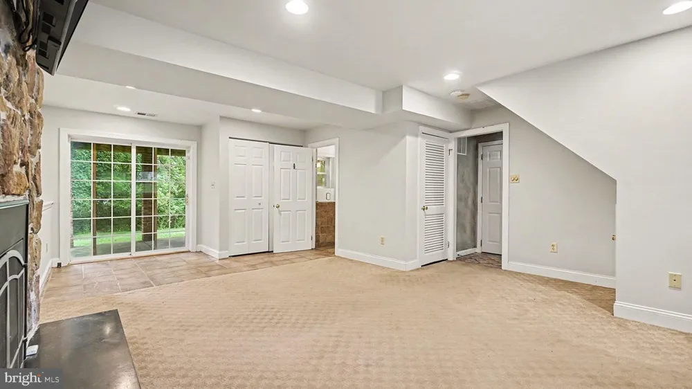 314 COLONIAL DRIVE Exton, PA 19341