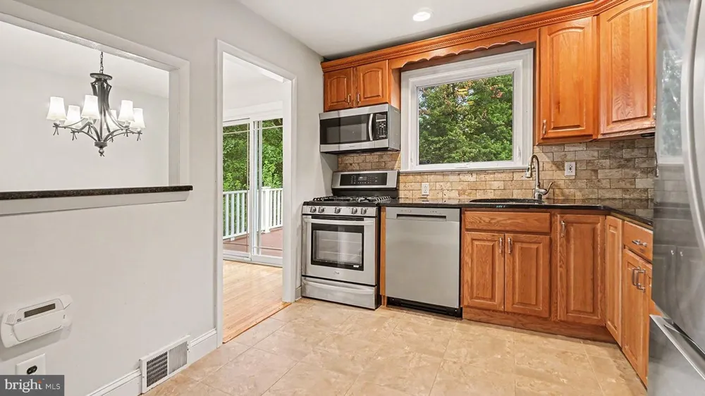 314 COLONIAL DRIVE Exton, PA 19341
