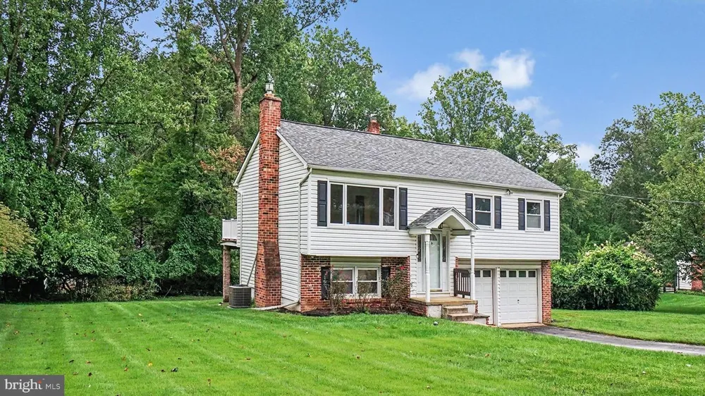 314 COLONIAL DRIVE Exton, PA 19341