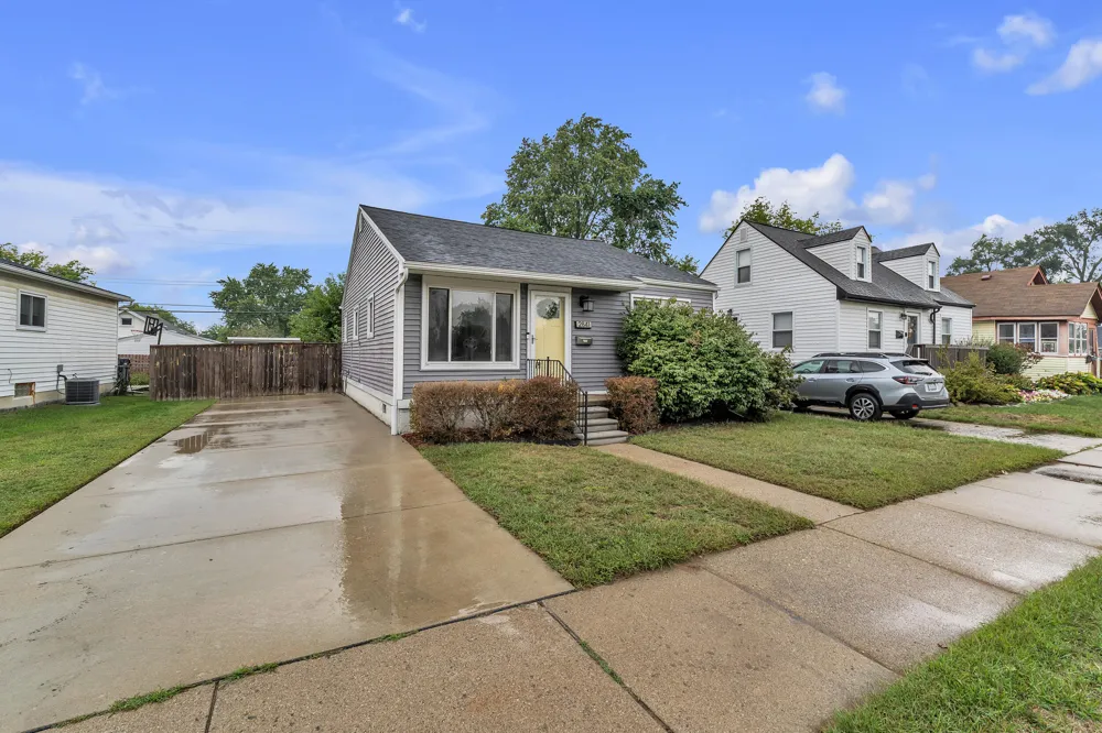 2841 Burdette Street Ferndale, MI 48220