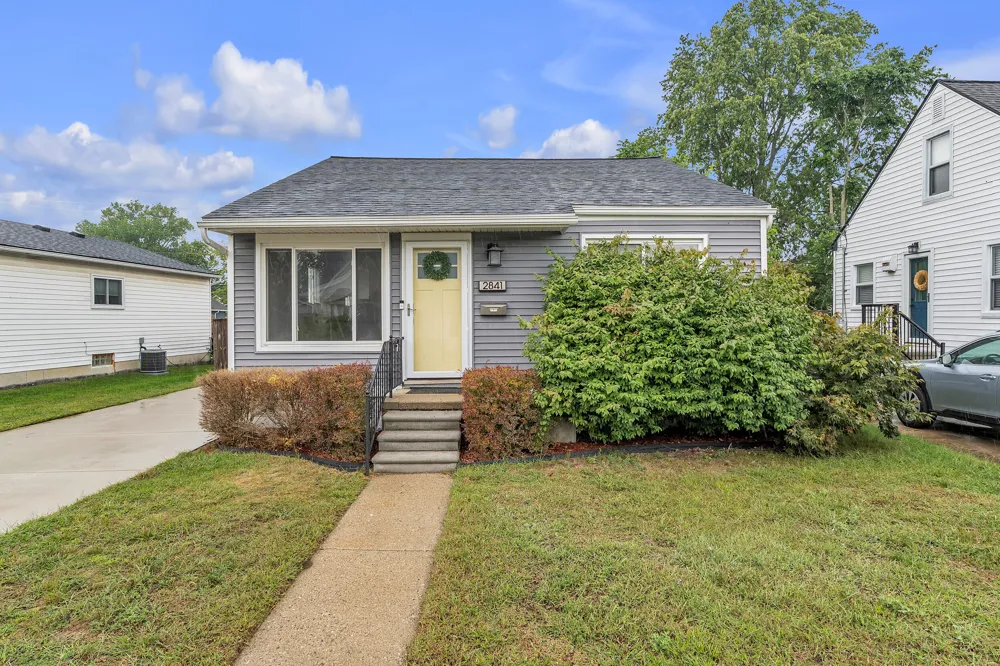 2841 Burdette Street Ferndale, MI 48220