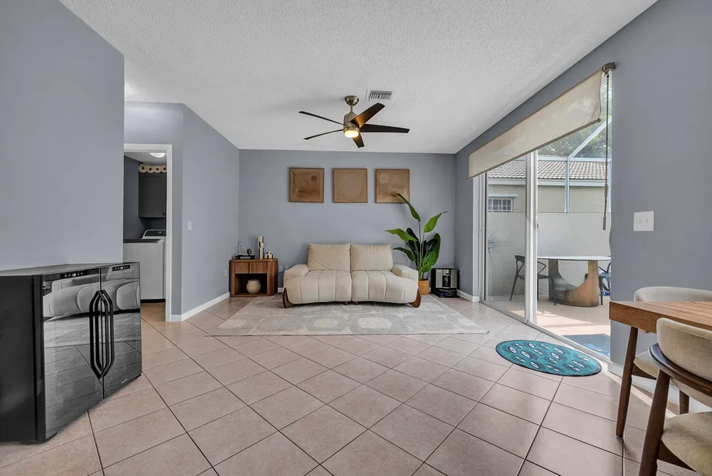 7835 Rockport Circle Lake Worth, FL 33467