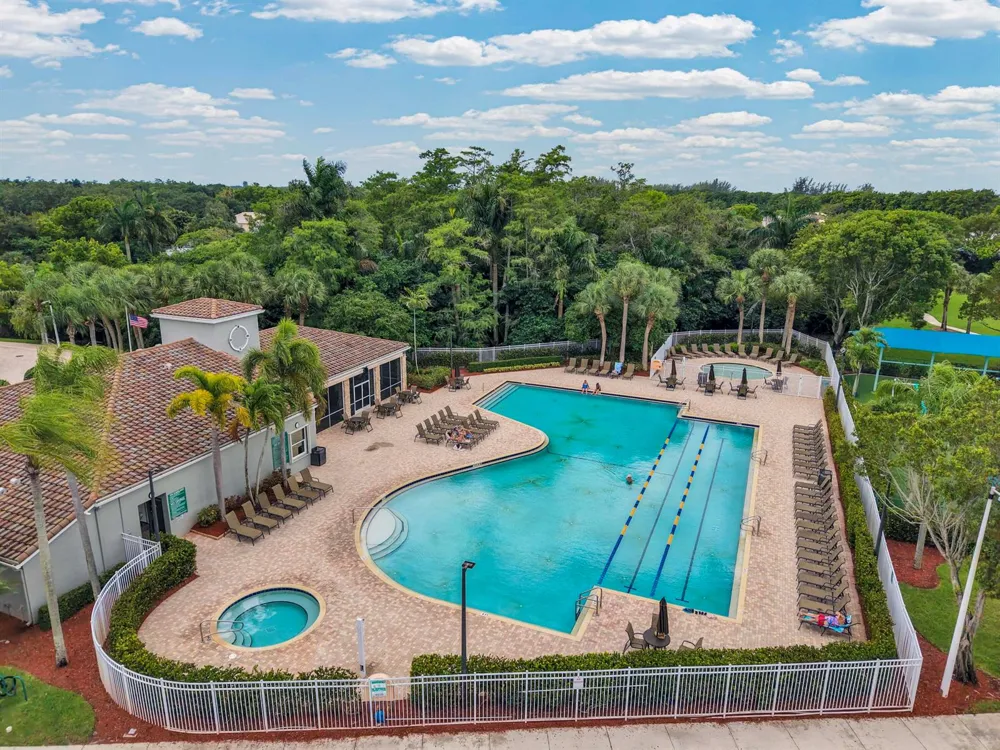 7835 Rockport Circle Lake Worth, FL 33467