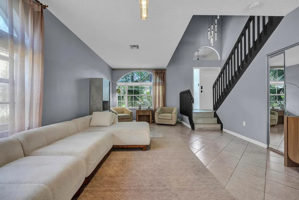 7835 Rockport Circle Lake Worth, FL 33467