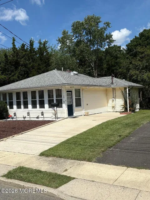 48 Allaire Drive