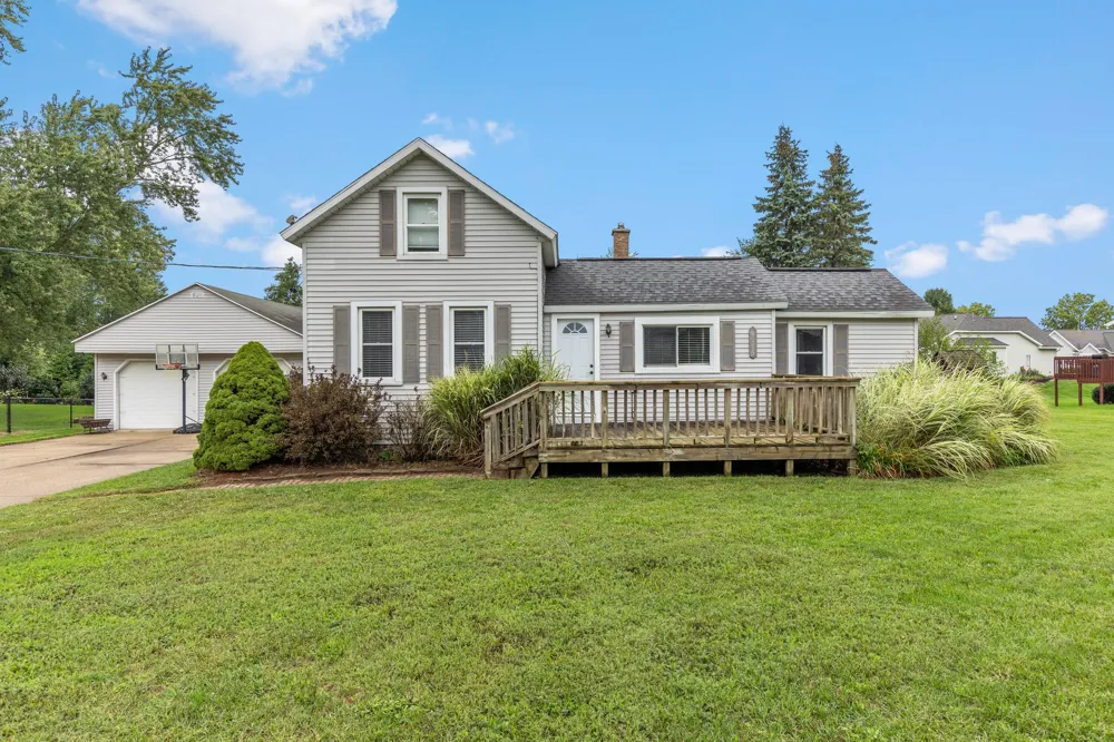9915 Perry Street Holland Charter Township, MI 49464