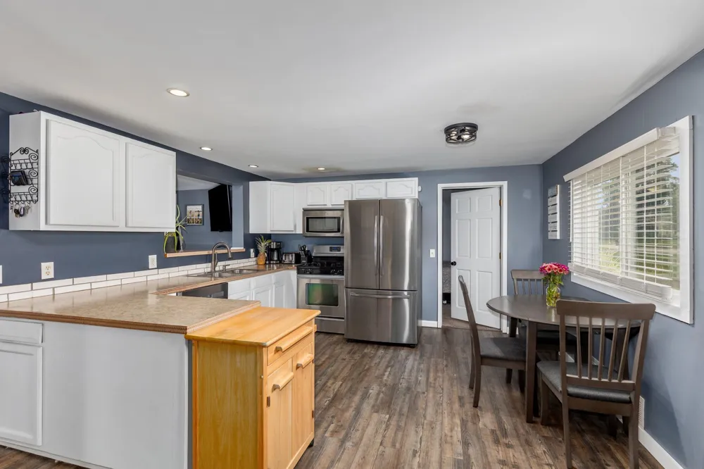 9915 Perry Street Holland Charter Township, MI 49464