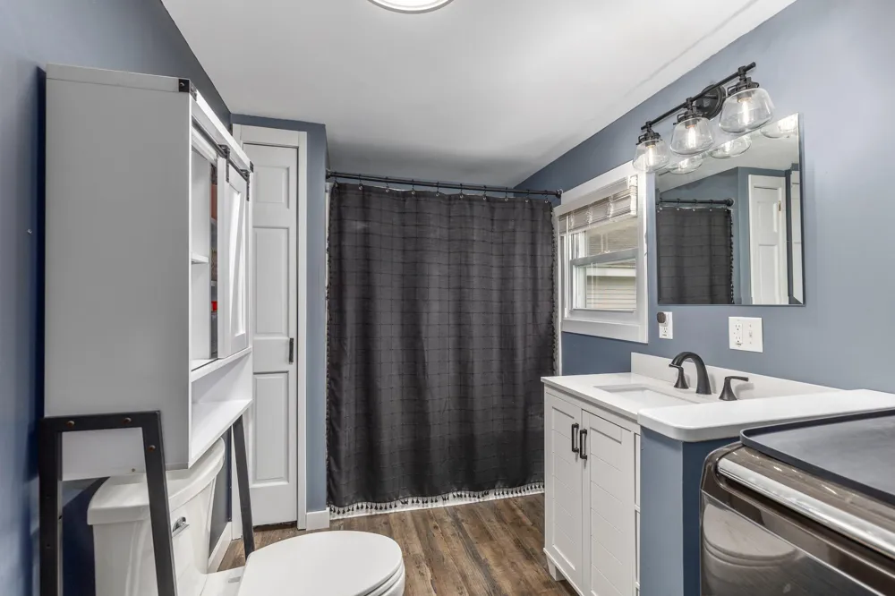 9915 Perry Street Holland Charter Township, MI 49464