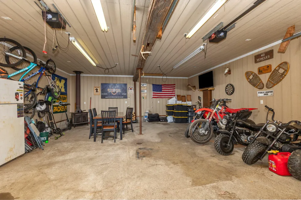 9915 Perry Street Holland Charter Township, MI 49464