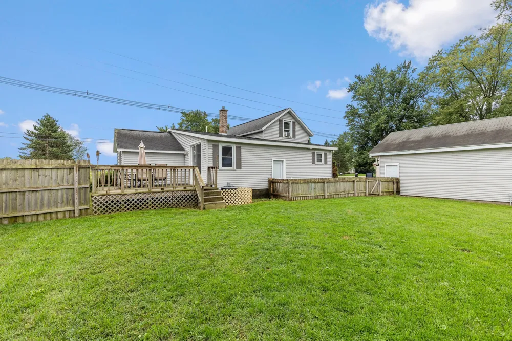 9915 Perry Street Holland Charter Township, MI 49464