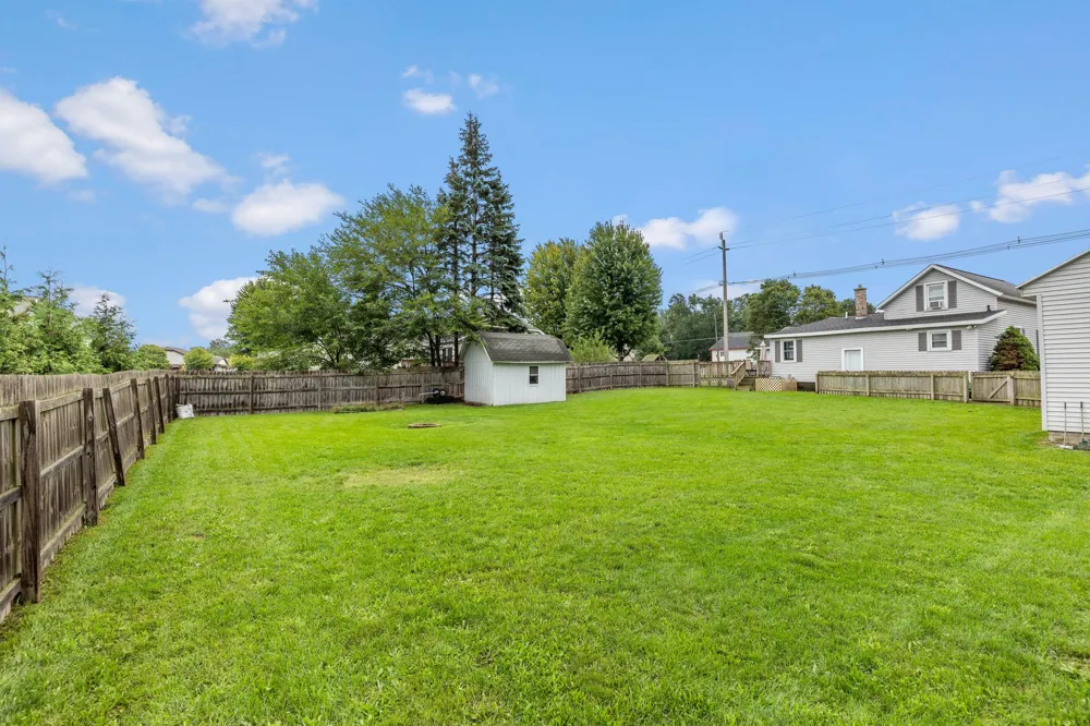 9915 Perry Street Holland Charter Township, MI 49464