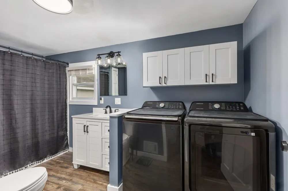 9915 Perry Street Holland Charter Township, MI 49464