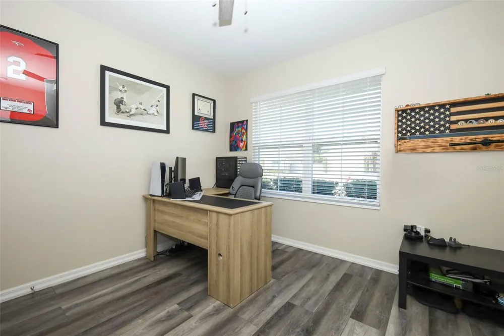 2657 GRAND CENTRAL AVE Tavares, FL 32778