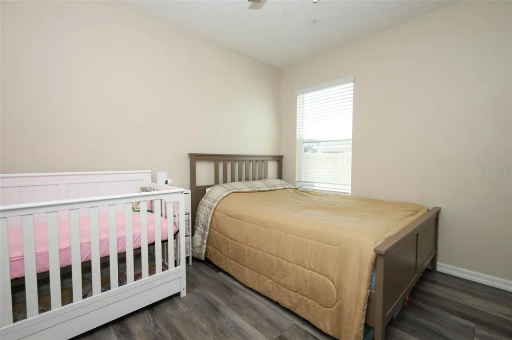 2657 GRAND CENTRAL AVE Tavares, FL 32778