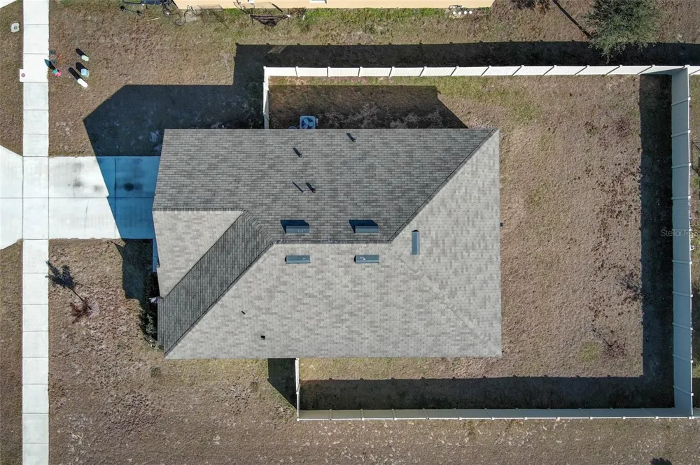 2657 GRAND CENTRAL AVE Tavares, FL 32778