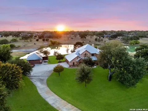 177 ABREGO LAKE DR
