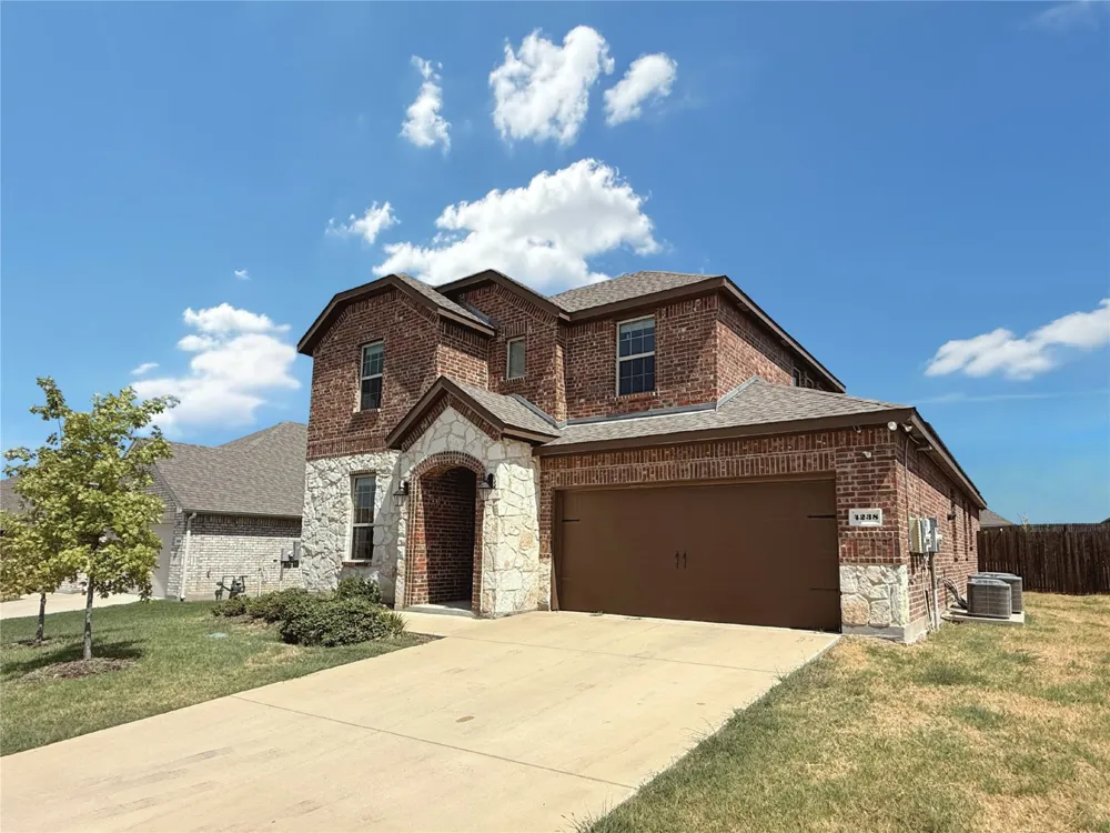 4238 Long Drive Forney, TX 75126