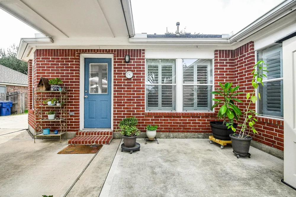 2314 Barton River Court Richmond, TX 77469