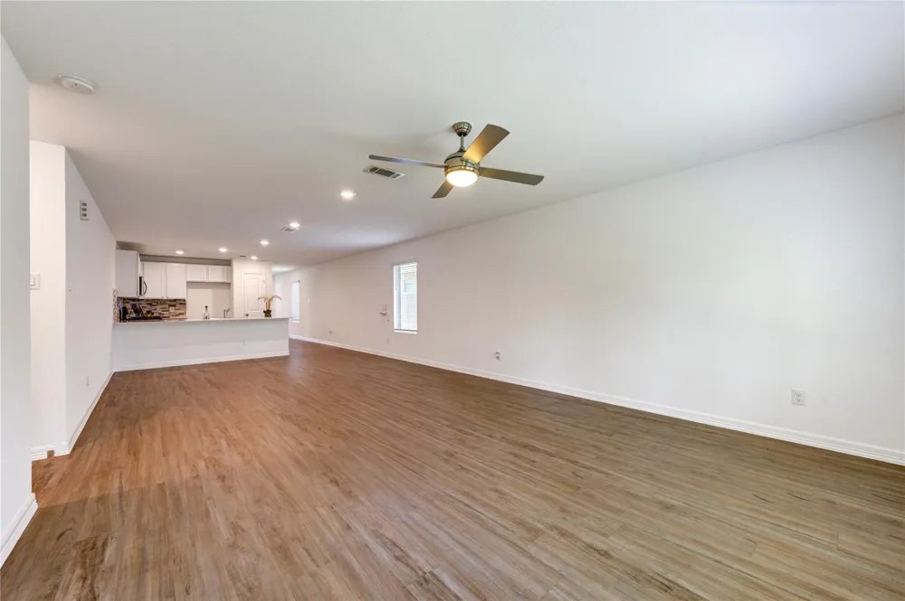 20926 Zuccala Drive New Caney, TX 77357