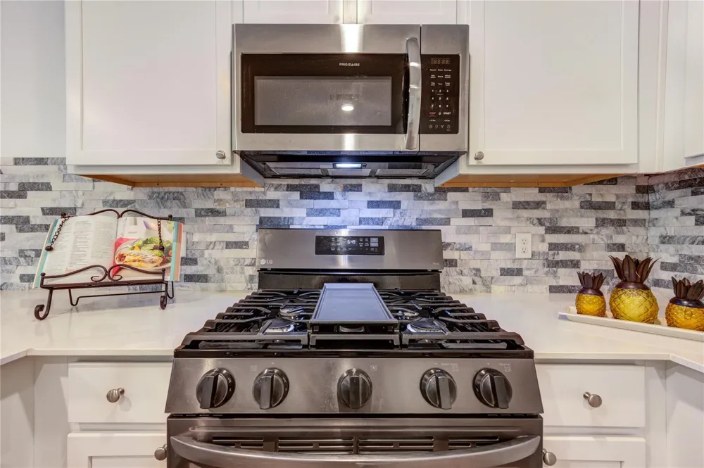 20926 Zuccala Drive New Caney, TX 77357