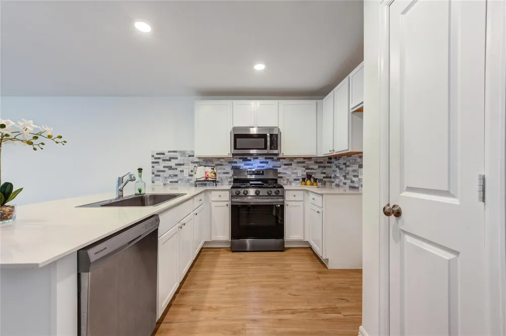20926 Zuccala Drive New Caney, TX 77357