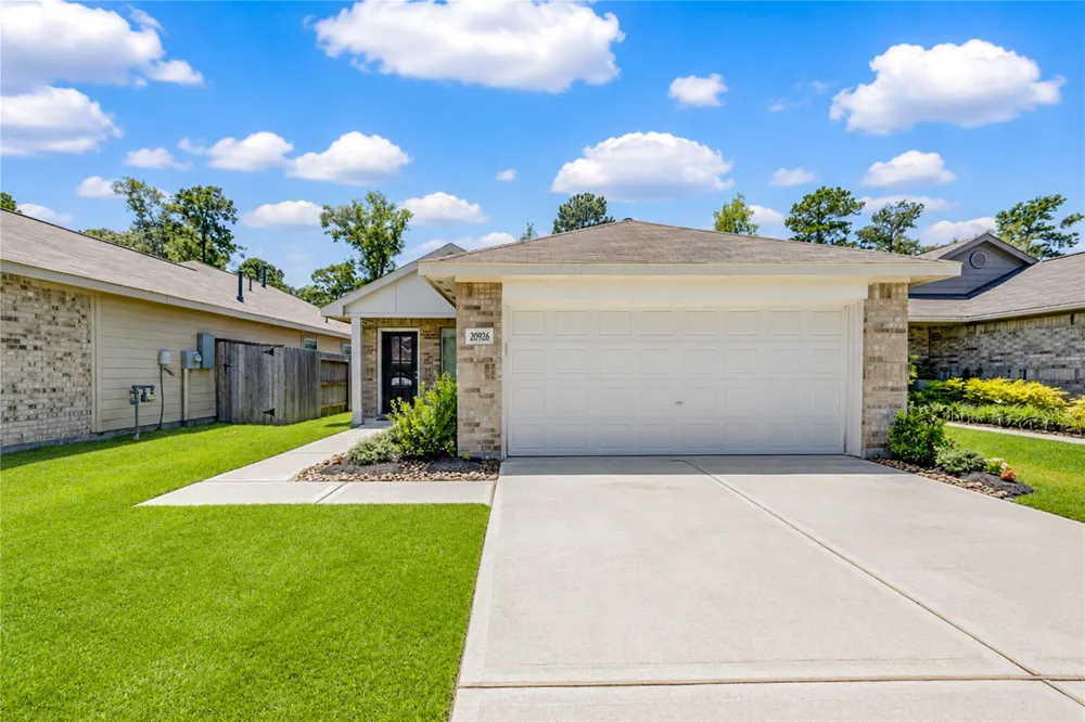 20926 Zuccala Drive New Caney, TX 77357