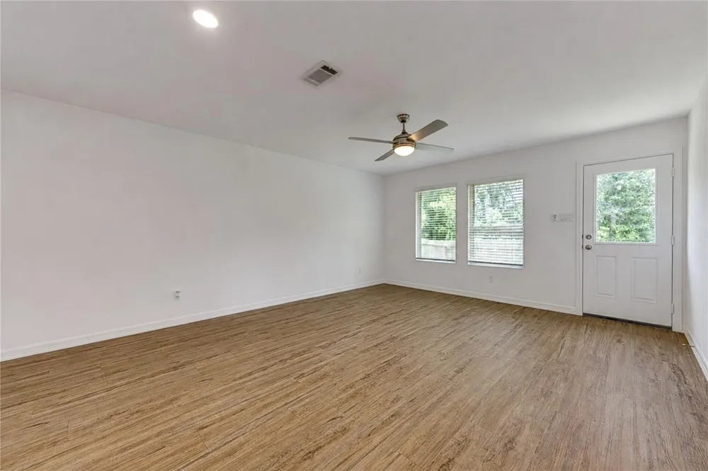 20926 Zuccala Drive New Caney, TX 77357
