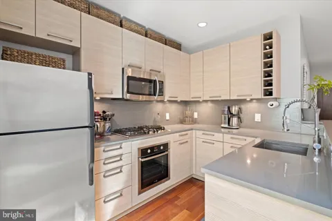 1436 OGDEN STREET NW #3