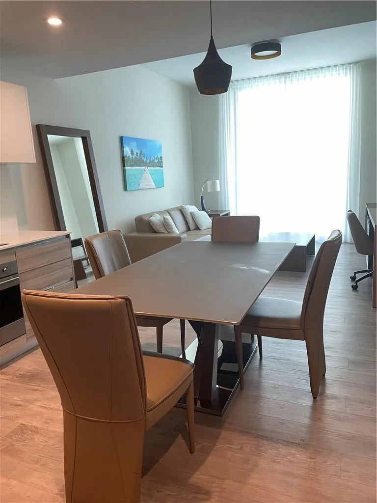 777 OCEAN DRIVE #N502 Hollywood, FL 33019