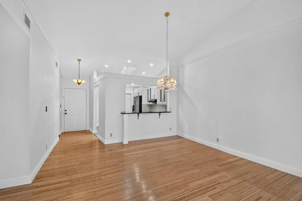 5423 Palm Springs Lane #B Boynton Beach, FL 33437