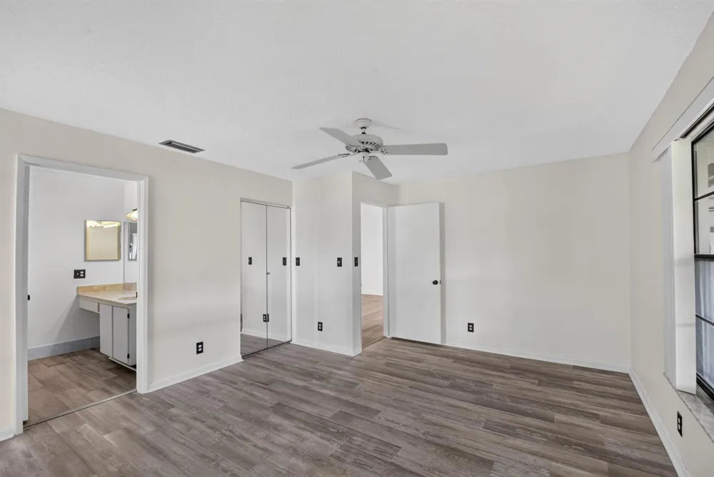 5423 Palm Springs Lane #B Boynton Beach, FL 33437