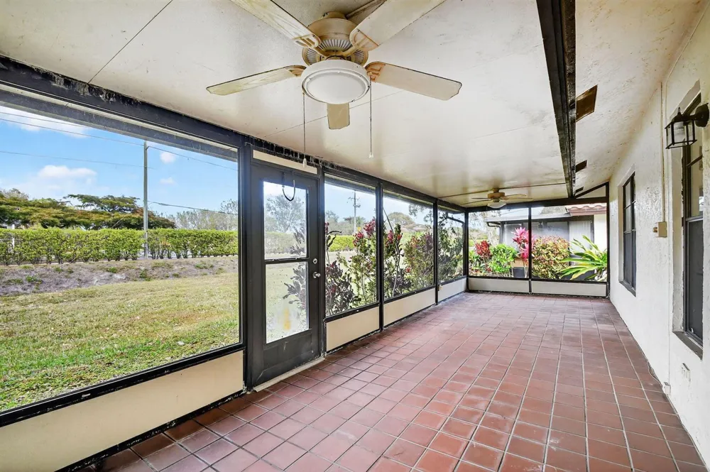 5423 Palm Springs Lane #B Boynton Beach, FL 33437