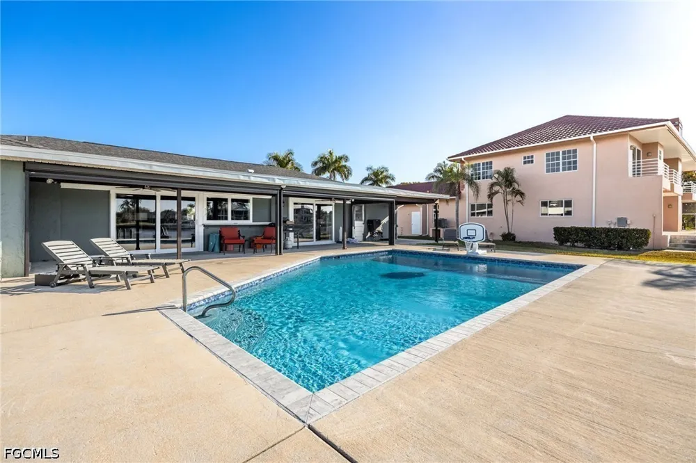 Mini Way Fort Myers, FL 33905